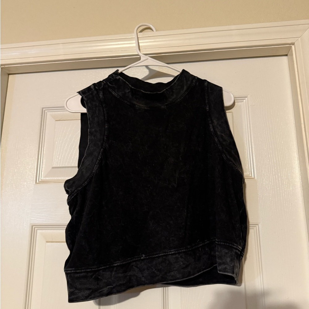 Black Sleeveless Women's Top